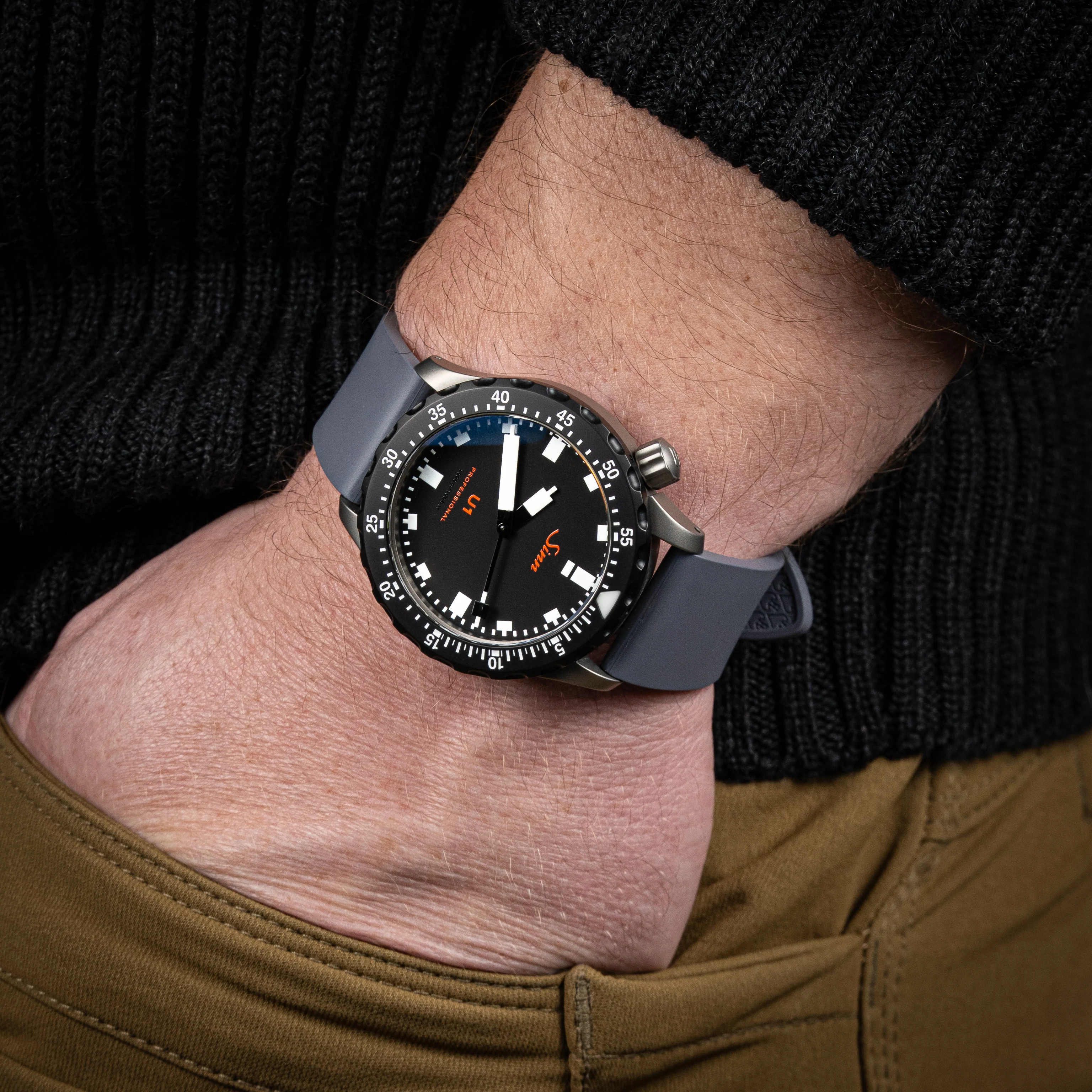 W.O.E. FKM Rubber Watch Strap - Image 13