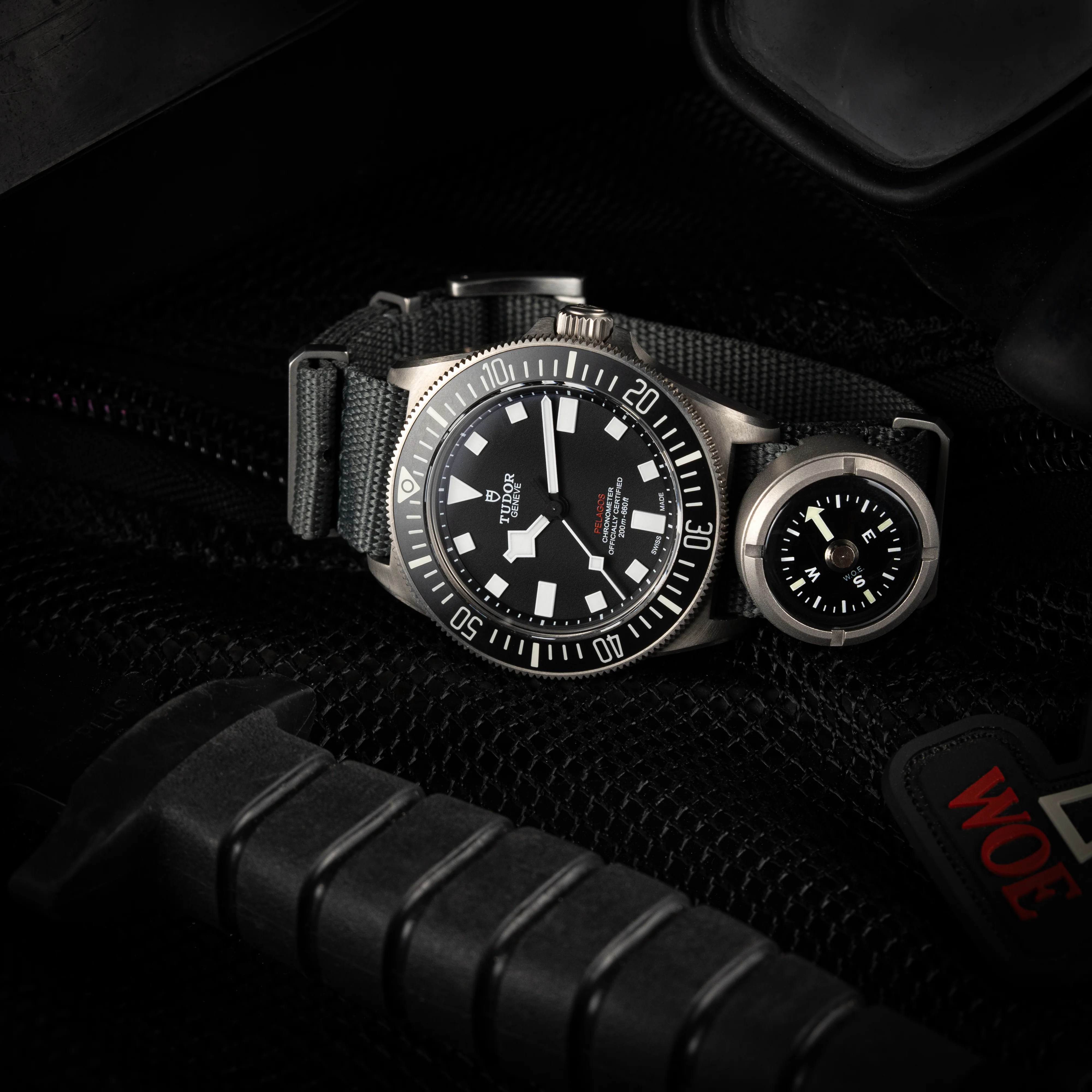 W.O.E. Submersible Wrist Compass 2.0 - Image 3